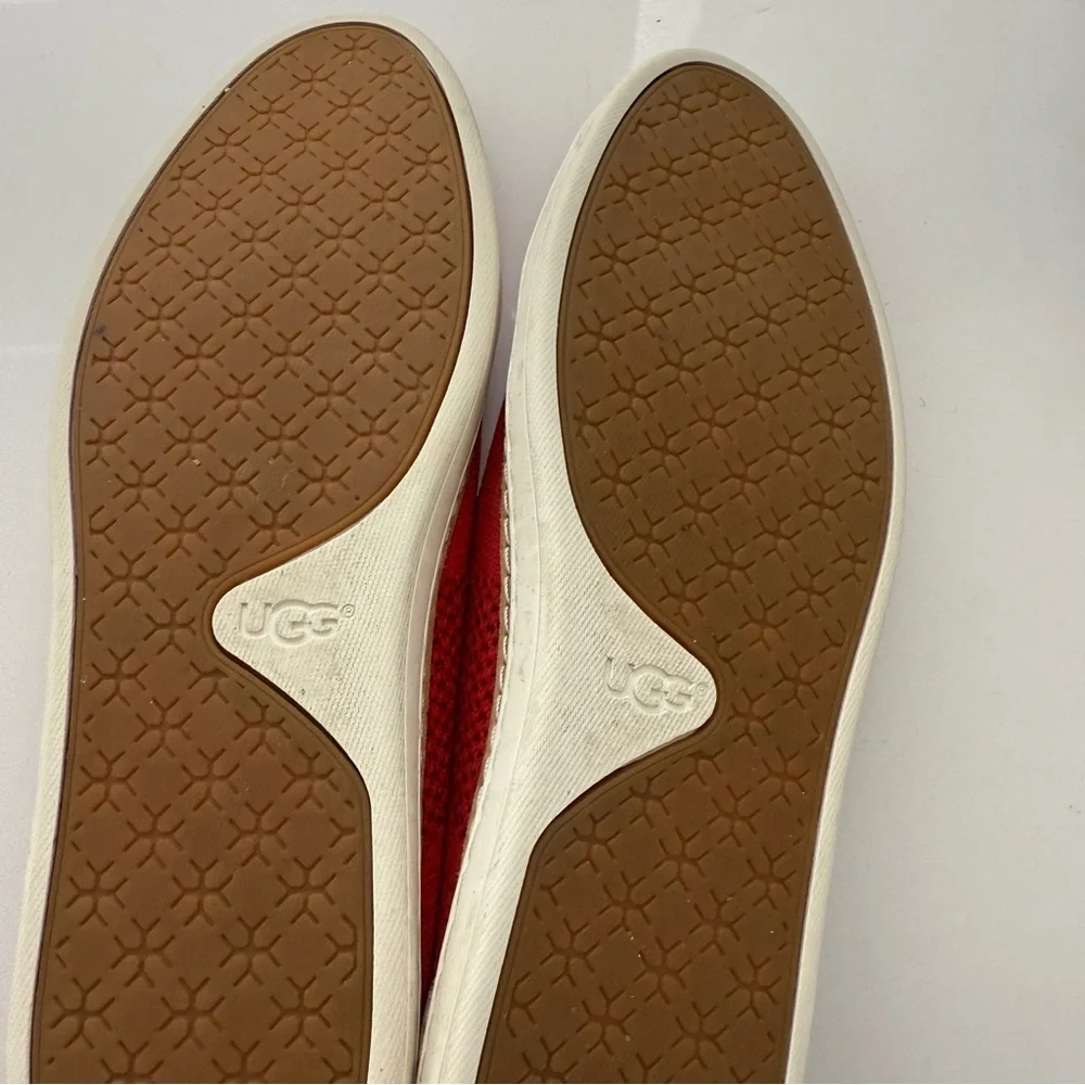 Ugg Sammy Slip On Knit Sneaker Red Casual Size 9